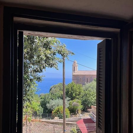 Charmant Duplex Au Coeur De Cargese Vue Mer エクステリア 写真