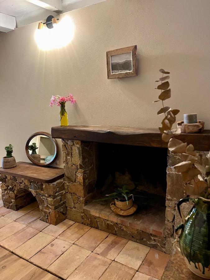 Charmant Duplex Au Coeur De Cargese Vue Mer エクステリア 写真